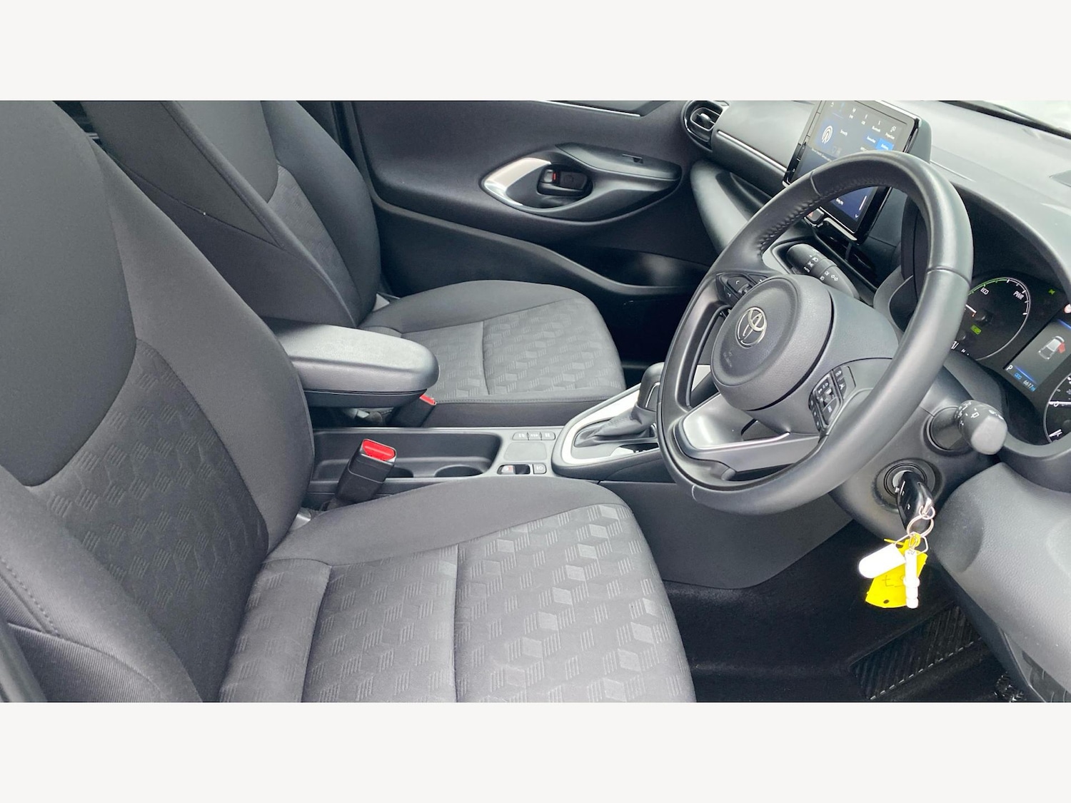 Used Toyota Yaris 2024 for sale - 77559937: Photo 13