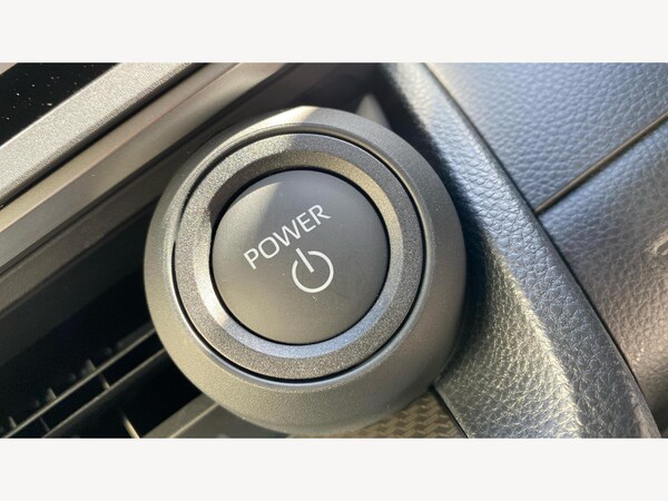 Used Toyota Prius 2025 for sale - 75601309: Photo 28