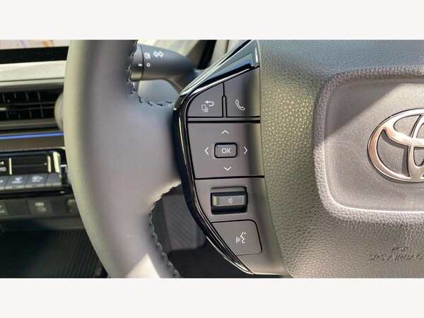 Used Toyota Prius 2025 for sale - 75601309: Photo 29
