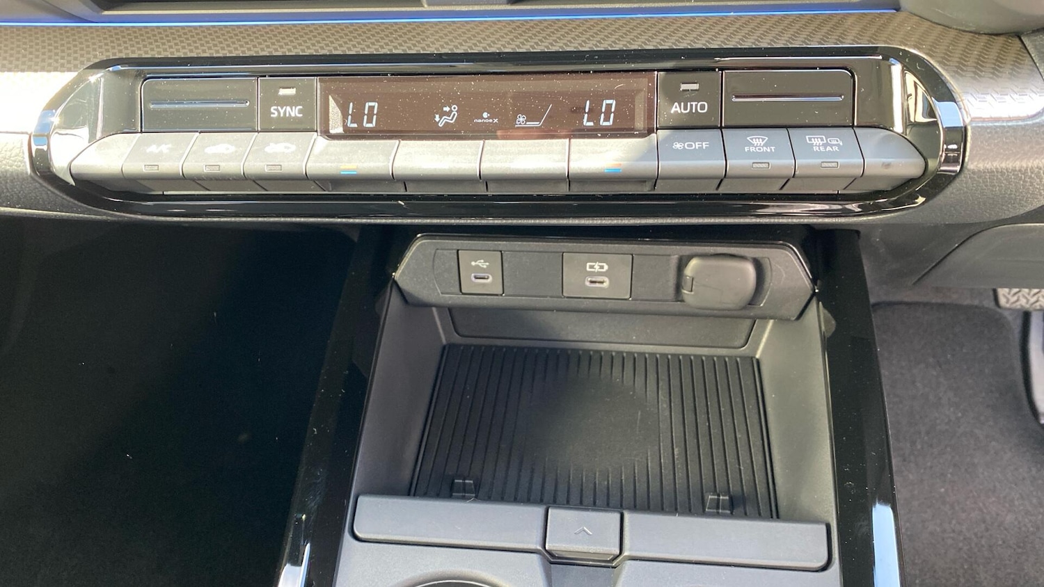 Used Toyota Prius 2025 for sale - 75601309: Photo 40