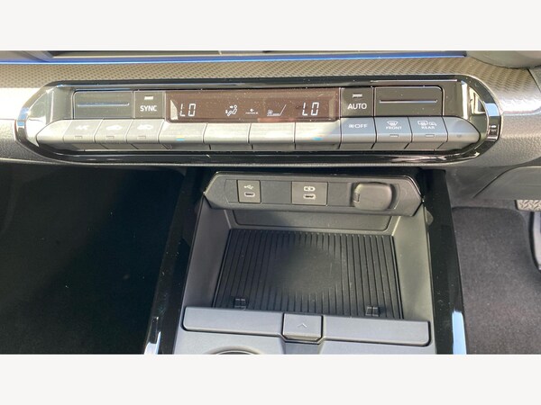 Used Toyota Prius 2025 for sale - 75601309: Photo 40