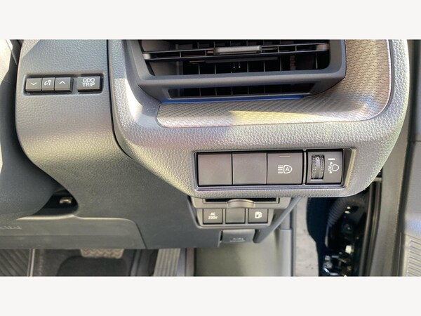 Used Toyota Prius 2025 for sale - 75601309: Photo 41