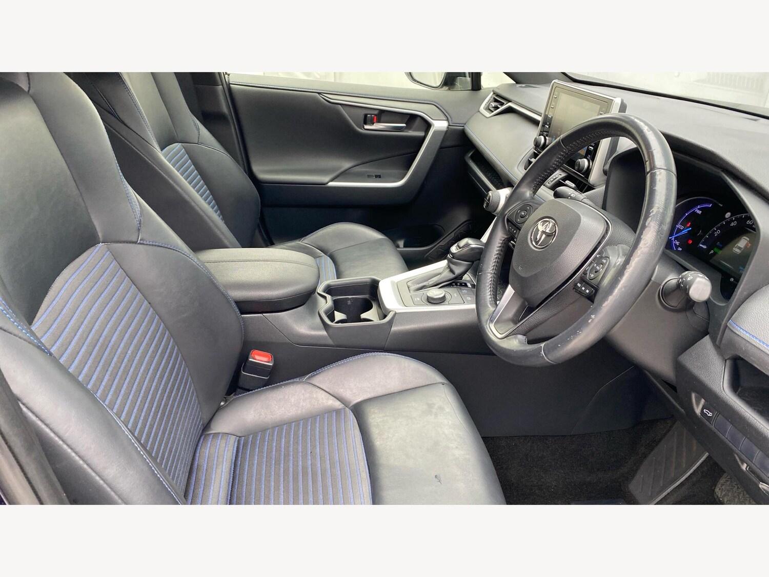 Used Toyota RAV4 2019 for sale - 76539131: Photo 13