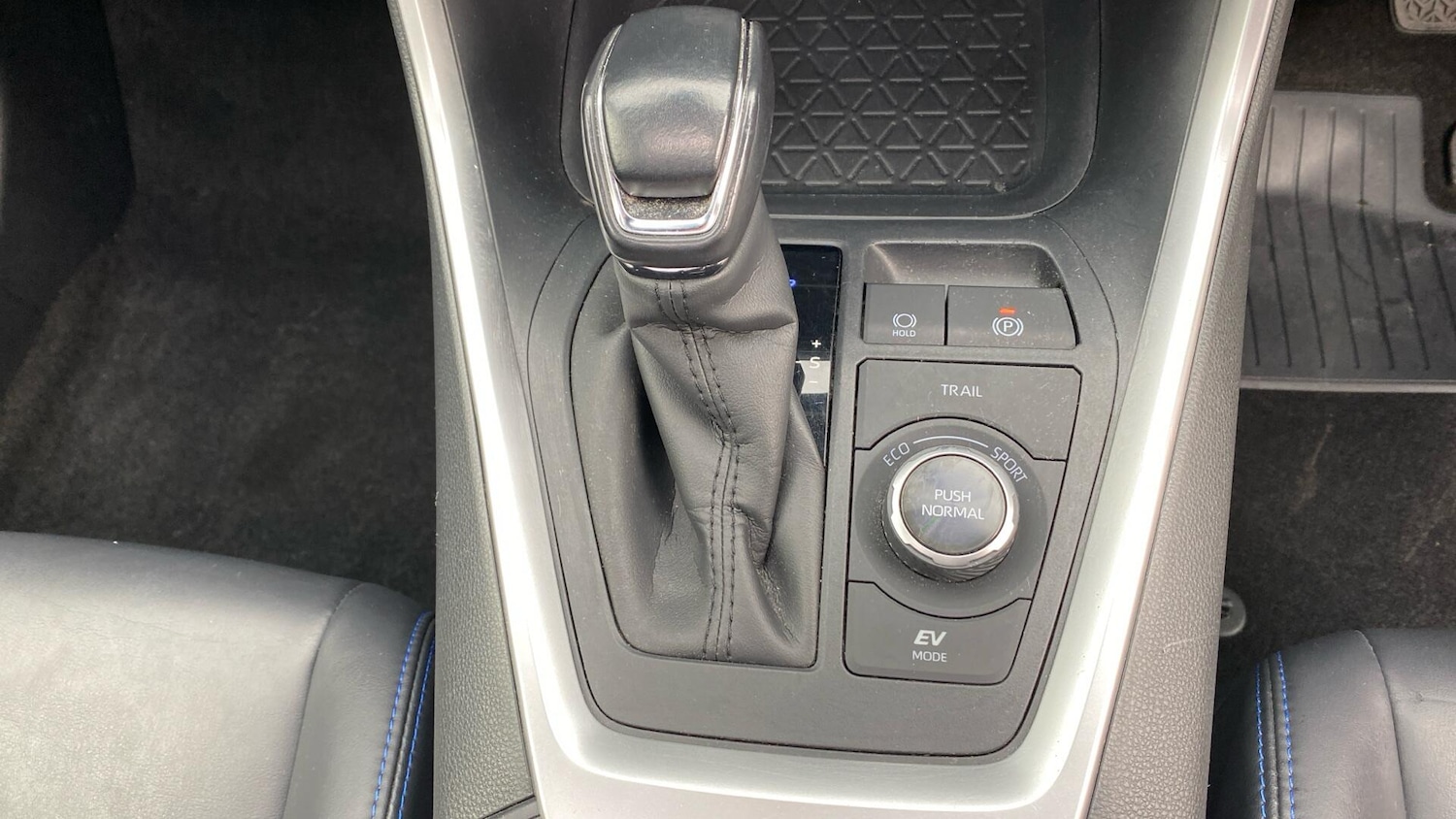 Used Toyota RAV4 2019 for sale - 76539131: Photo 42