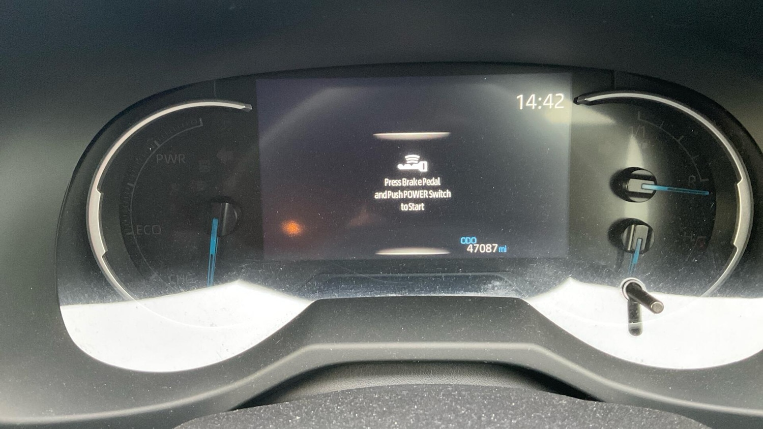 Used Toyota RAV4 2019 for sale - 76539131: Photo 5