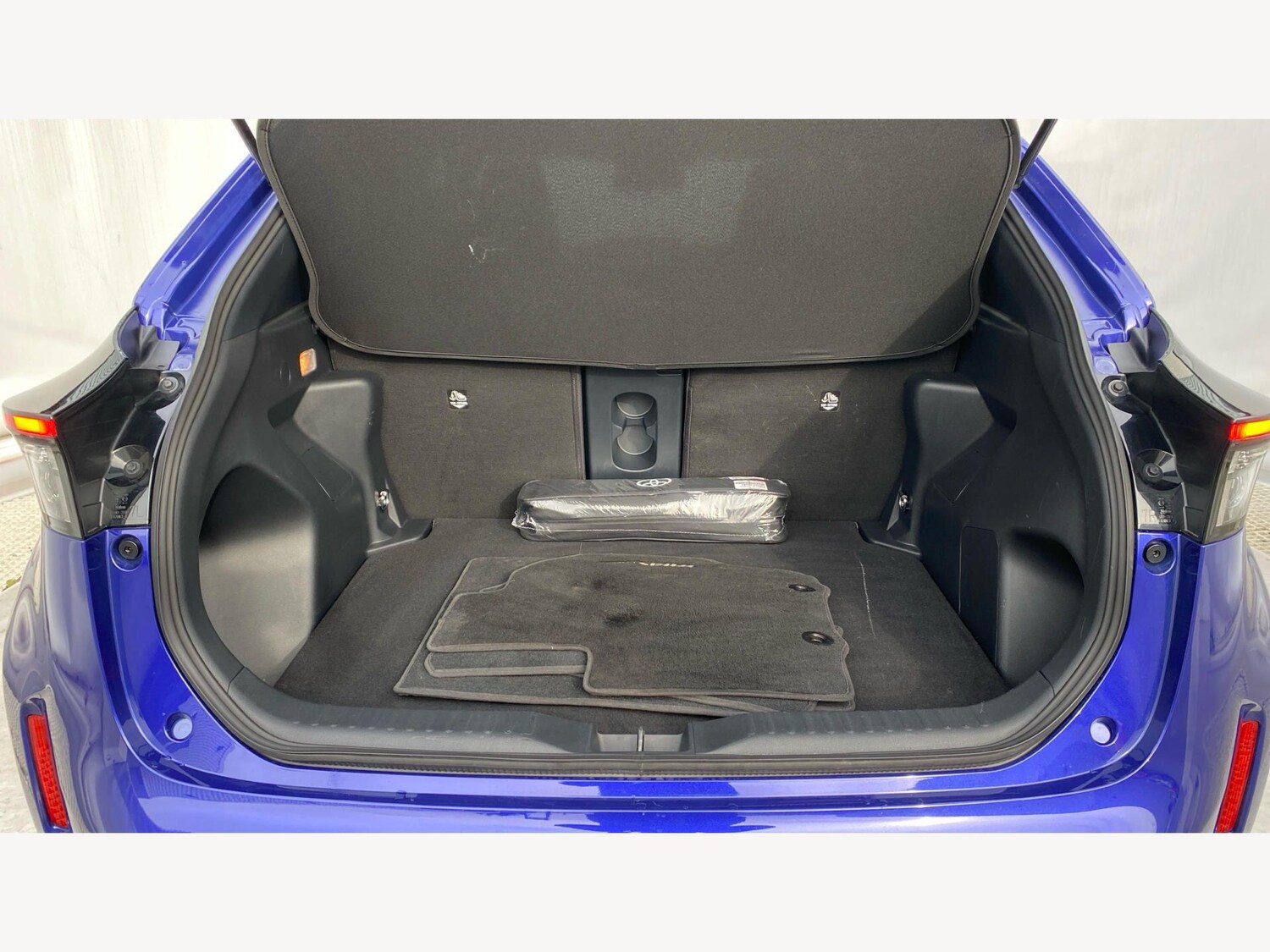 Used Toyota Yaris Cross for sale - 77633556: Photo 16