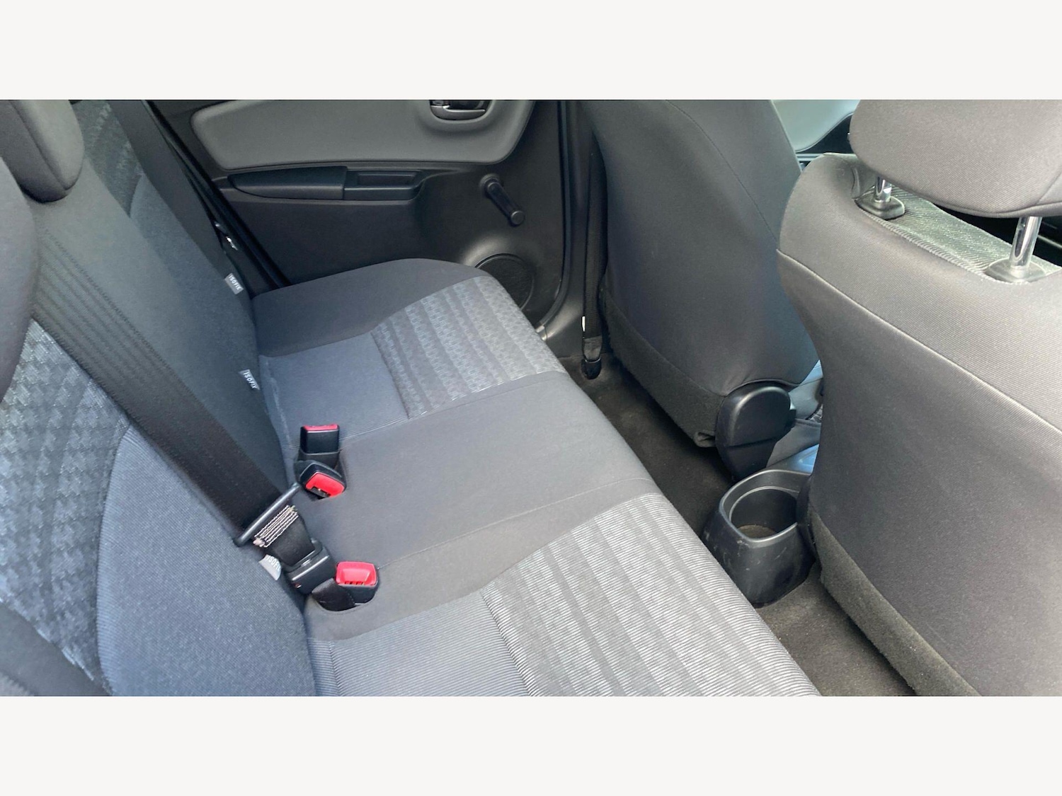 Used Toyota Yaris 2016 for sale - 78086812: Photo 14