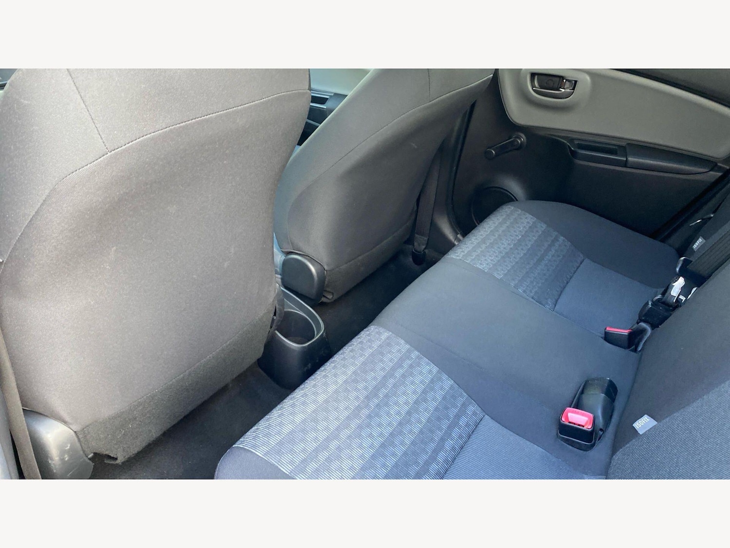 Used Toyota Yaris 2016 for sale - 78086812: Photo 15