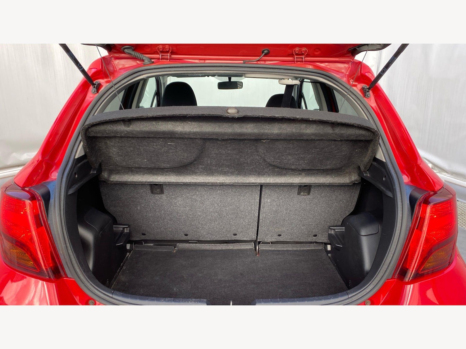 Used Toyota Yaris 2016 for sale - 78086812: Photo 16