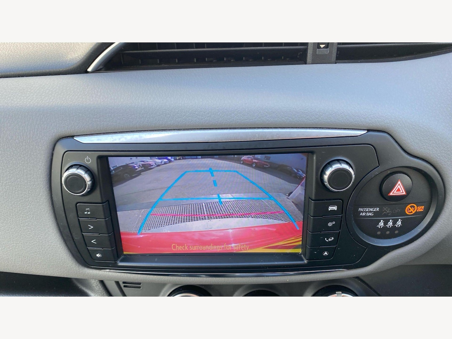 Used Toyota Yaris 2016 for sale - 78086812: Photo 27