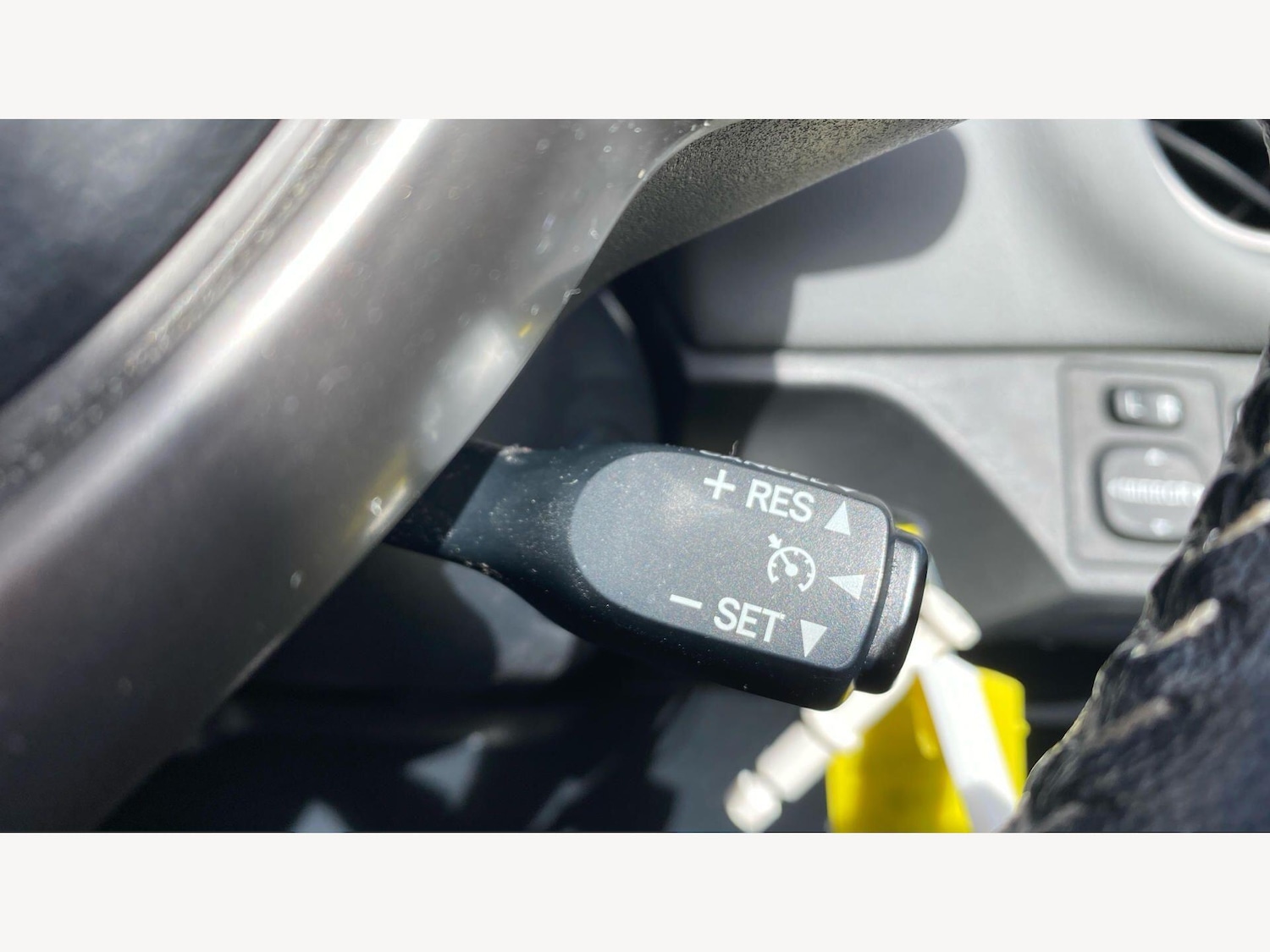 Used Toyota Yaris 2016 for sale - 78086812: Photo 30