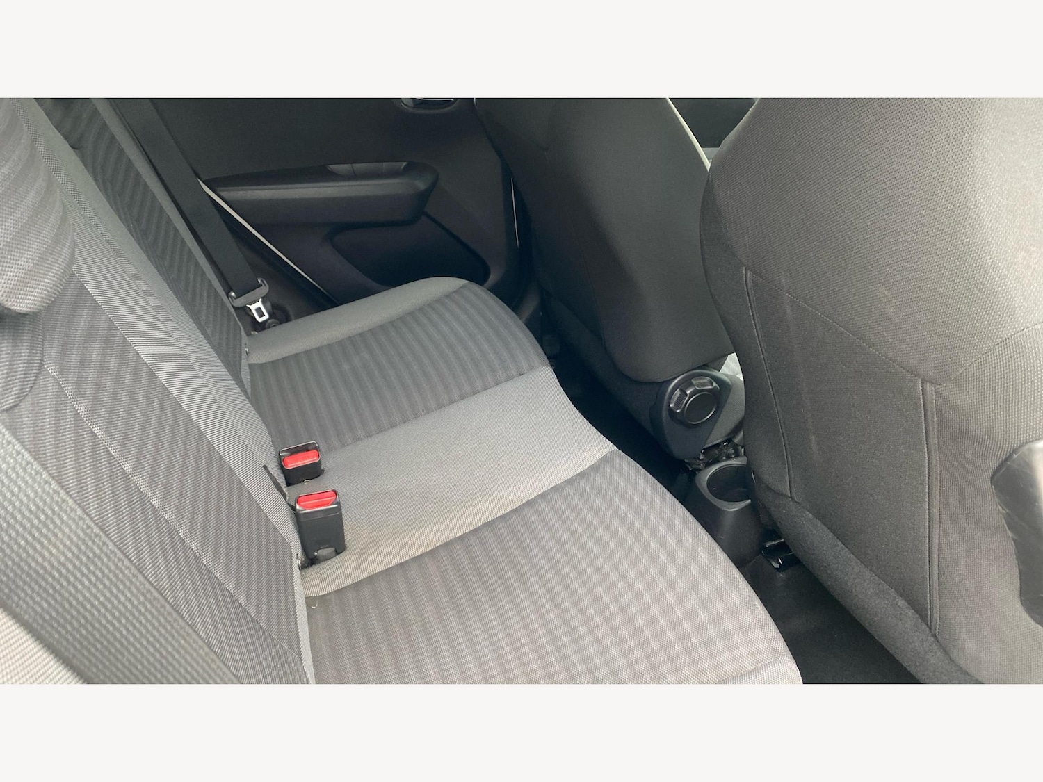 Used Toyota AYGO 2019 for sale - 76613377: Photo 14