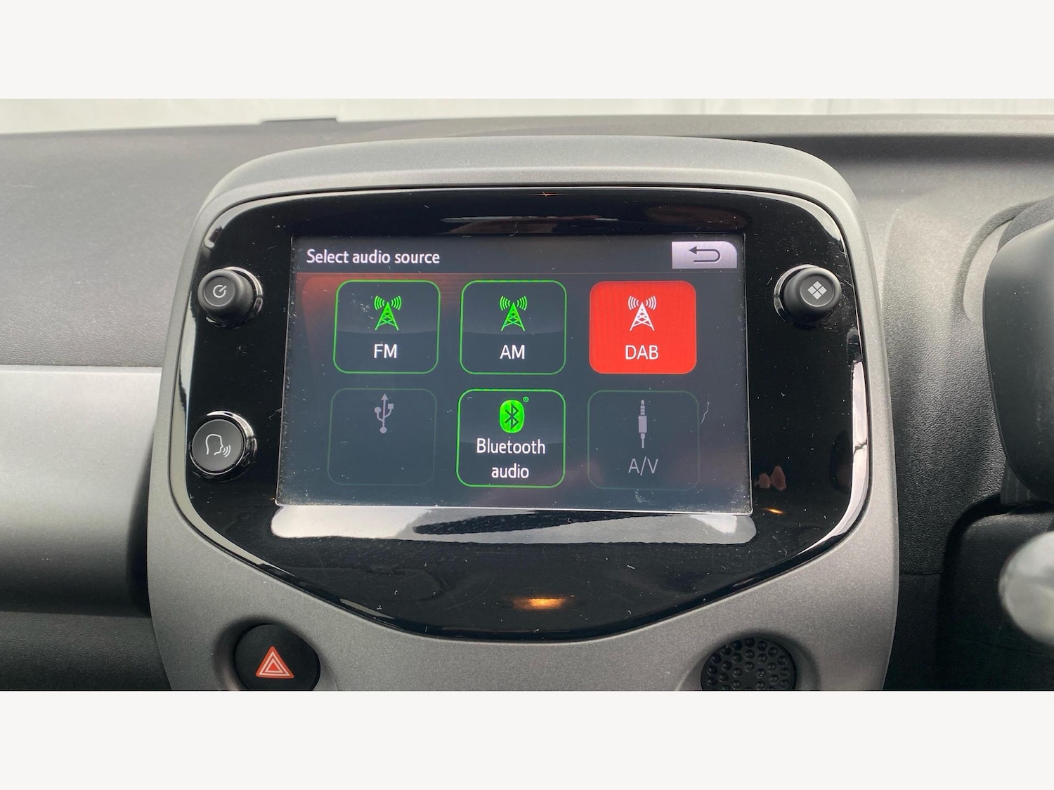 Used Toyota AYGO 2019 for sale - 76613377: Photo 26