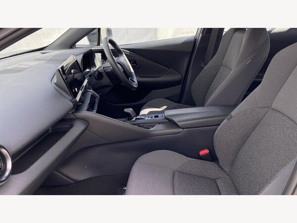Used Toyota C-HR 2024 for sale - 75657400: Photo 12