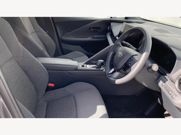 Used Toyota C-HR 2024 for sale - 75657400: Photo 13