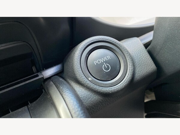 Used Toyota C-HR 2024 for sale - 75657400: Photo 28