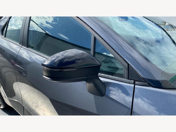 Used Toyota C-HR 2024 for sale - 75657400: Photo 33