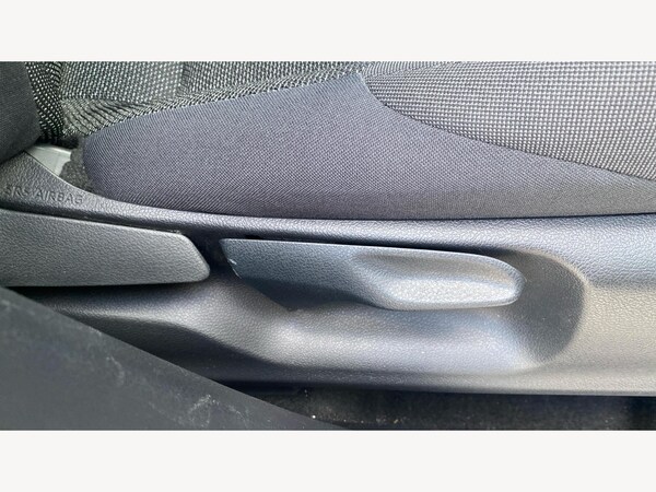 Used Toyota C-HR 2024 for sale - 75657400: Photo 37
