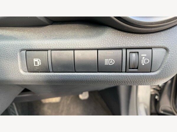 Used Toyota C-HR 2024 for sale - 75657400: Photo 38