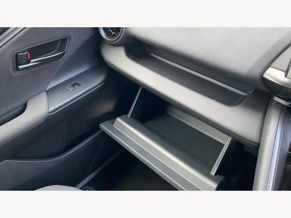 Used Toyota C-HR 2024 for sale - 75657400: Photo 41