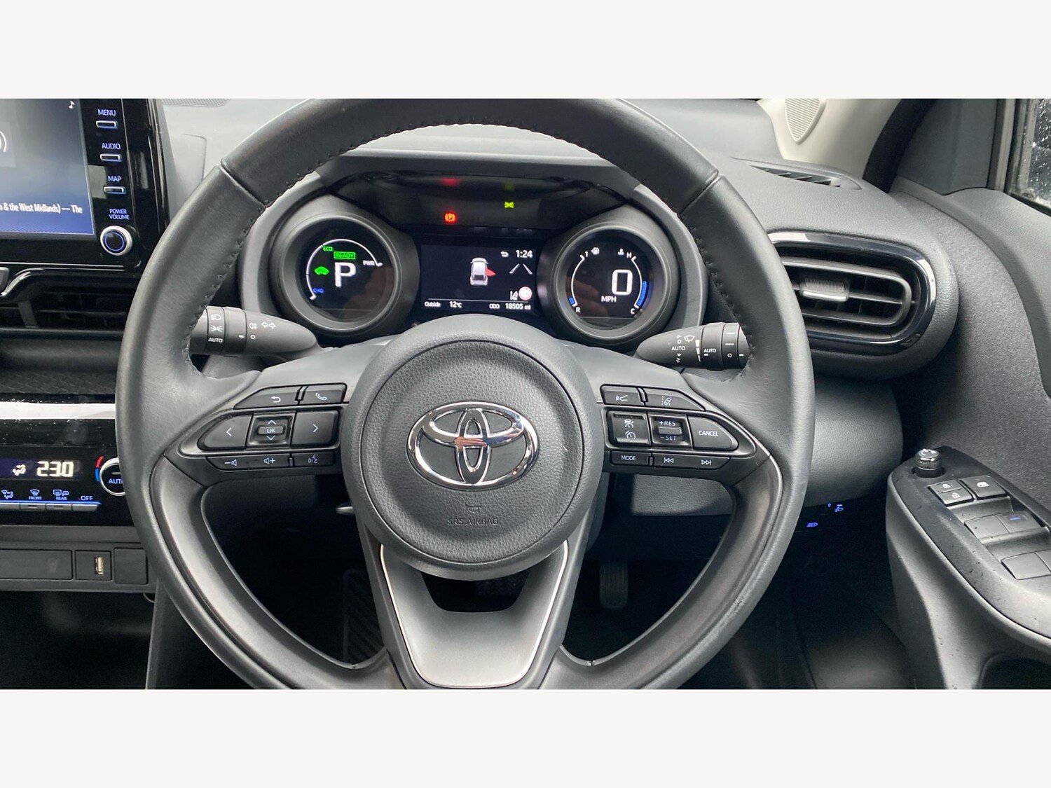 Used Toyota Yaris Cross 2023 for sale - 76538689: Photo 10