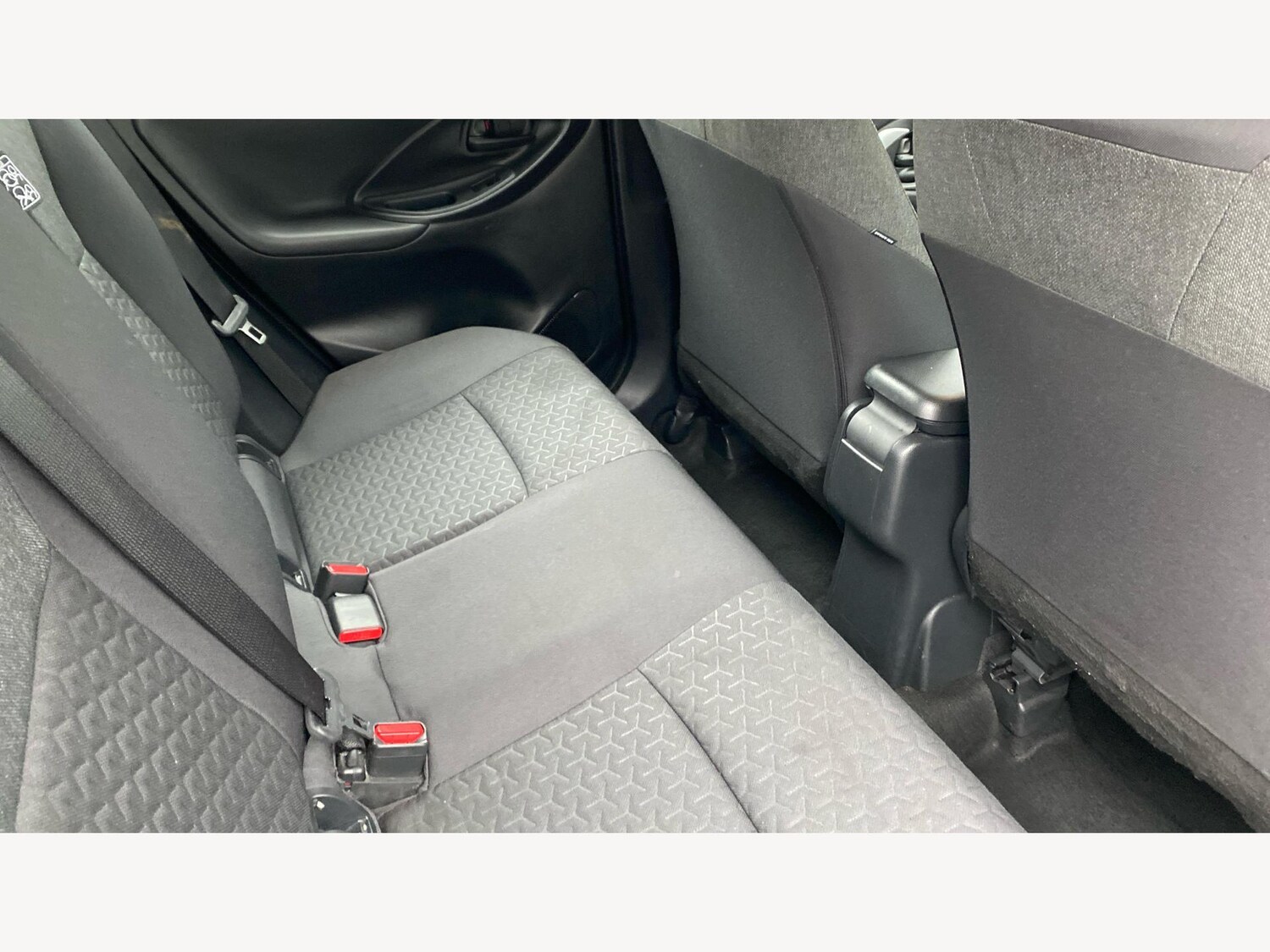 Used Toyota Yaris Cross 2023 for sale - 76538689: Photo 14