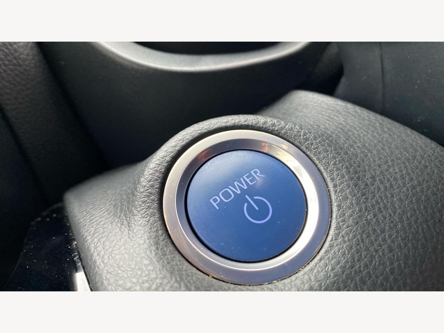 Used Toyota Yaris Cross 2023 for sale - 76538689: Photo 28