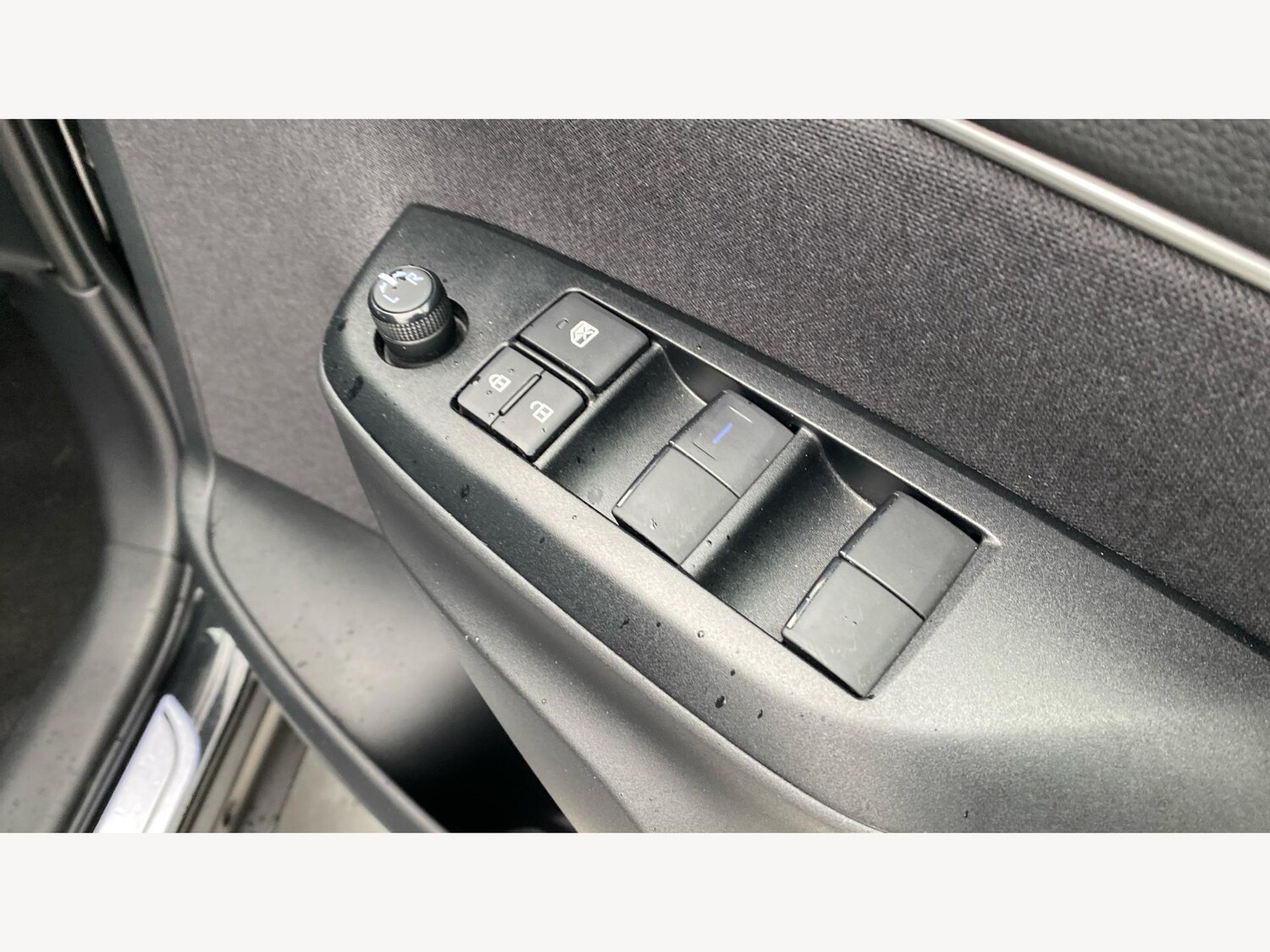 Used Toyota Yaris Cross 2023 for sale - 76538689: Photo 32