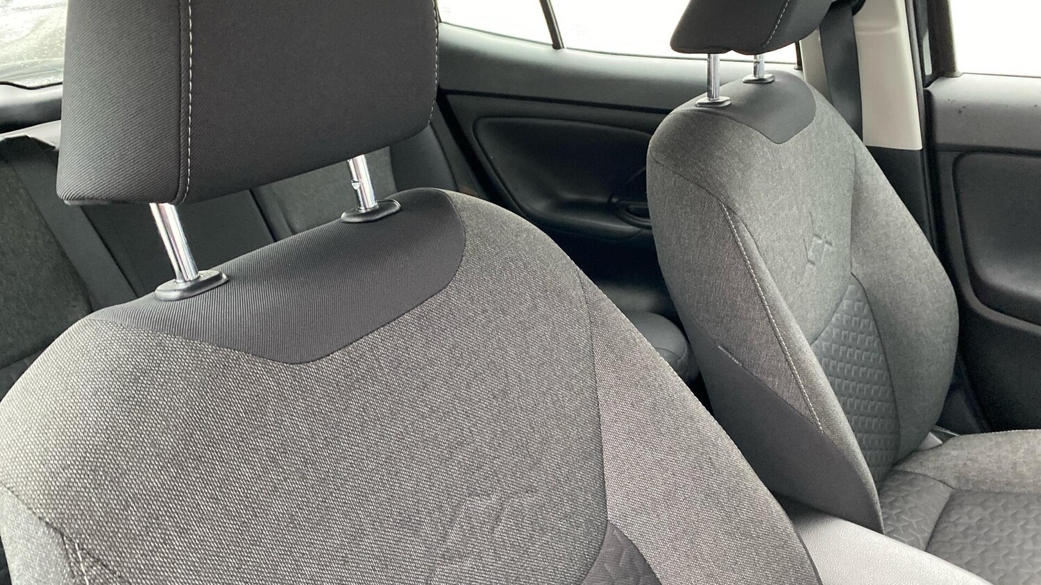 Used Toyota Yaris Cross 2023 for sale - 76538689: Photo 35