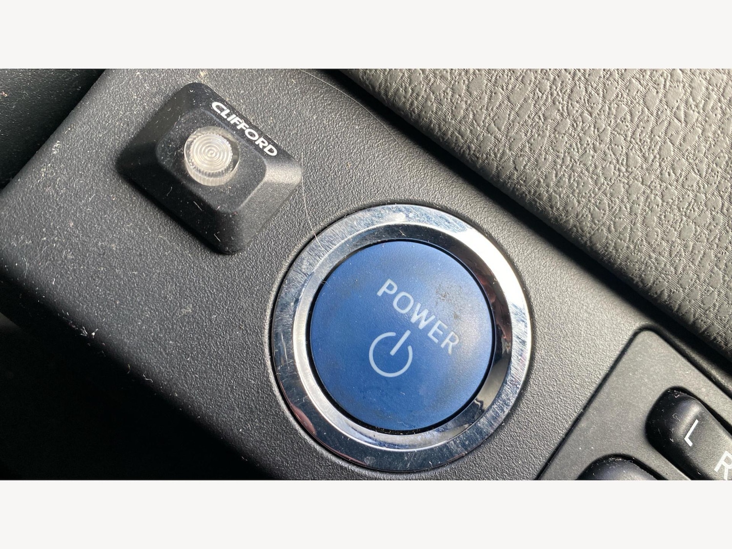 Used Toyota Yaris 2018 for sale - 77237712: Photo 28