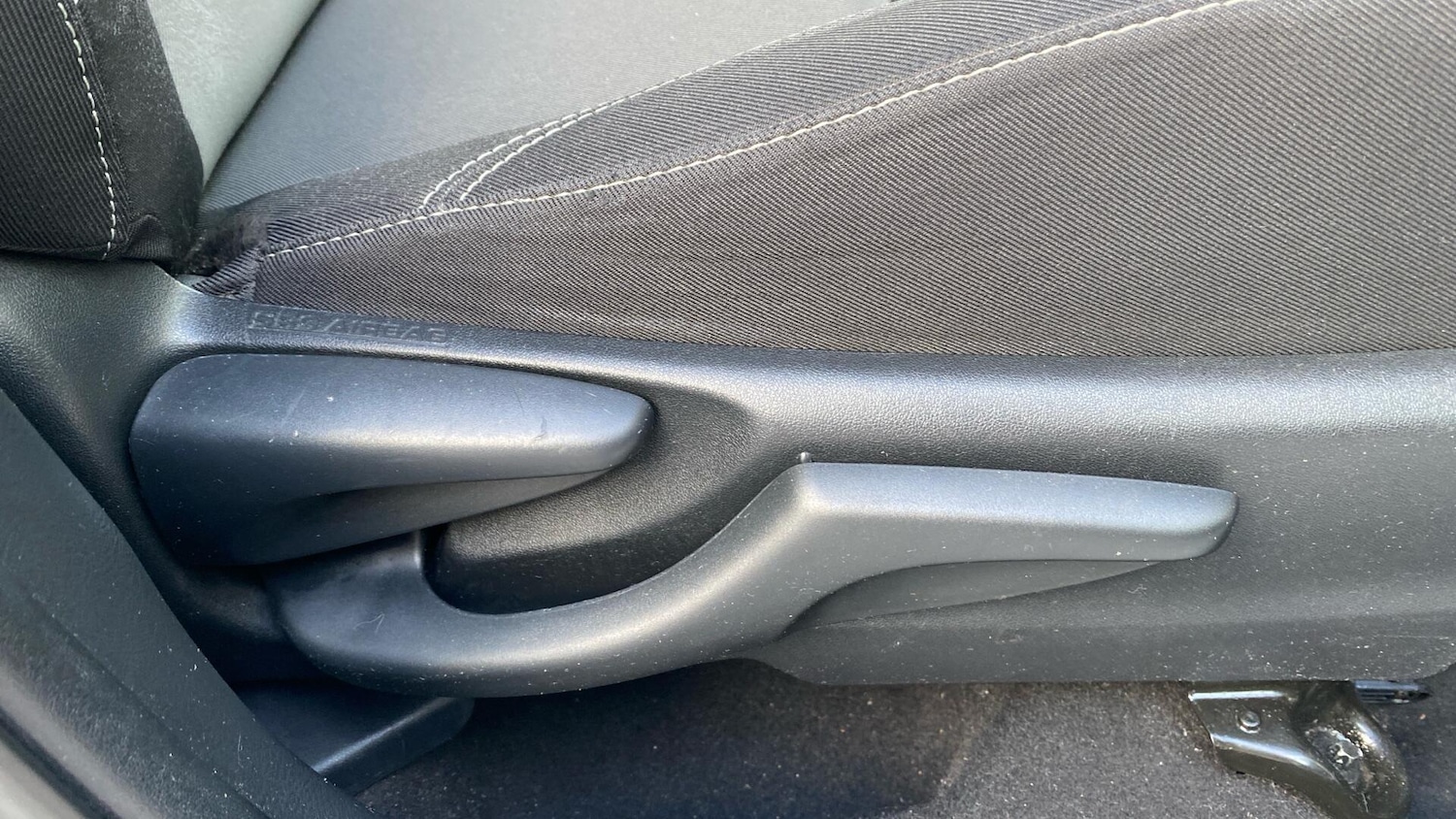 Used Toyota Yaris 2018 for sale - 77237712: Photo 37