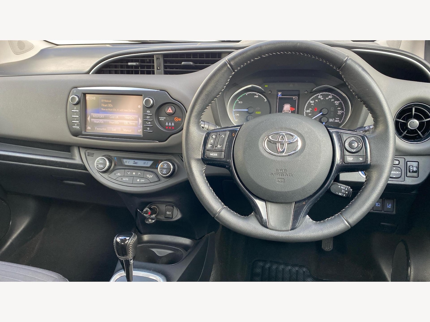 Used Toyota Yaris 2018 for sale - 77237712: Photo 8