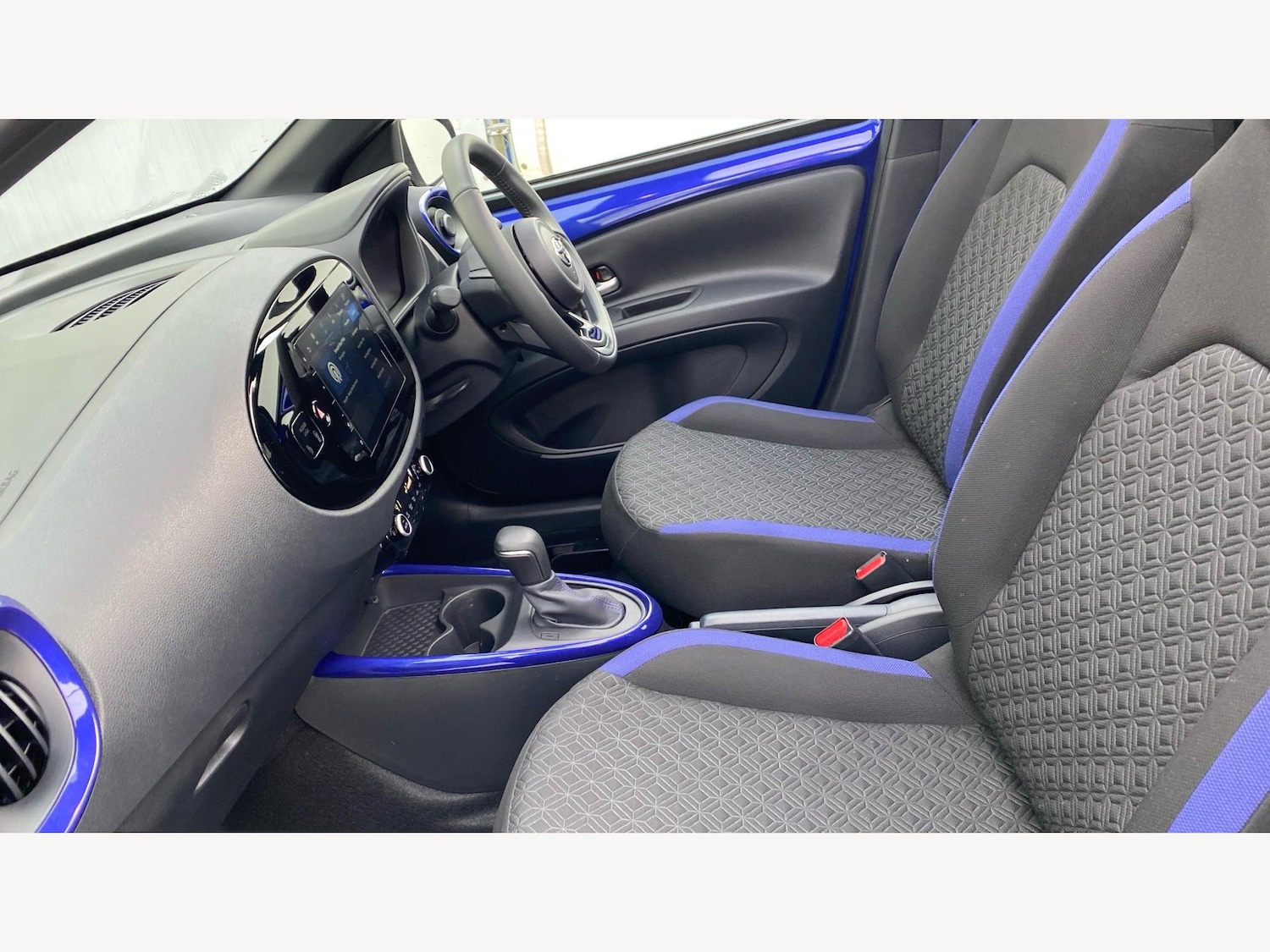 Used Toyota Aygo X for sale - 77175936: Photo 12