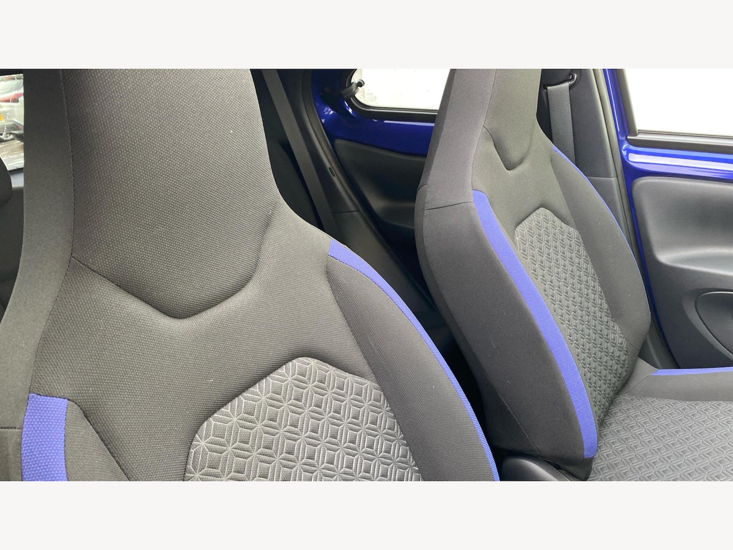 Used Toyota Aygo X for sale - 77175936: Photo 30