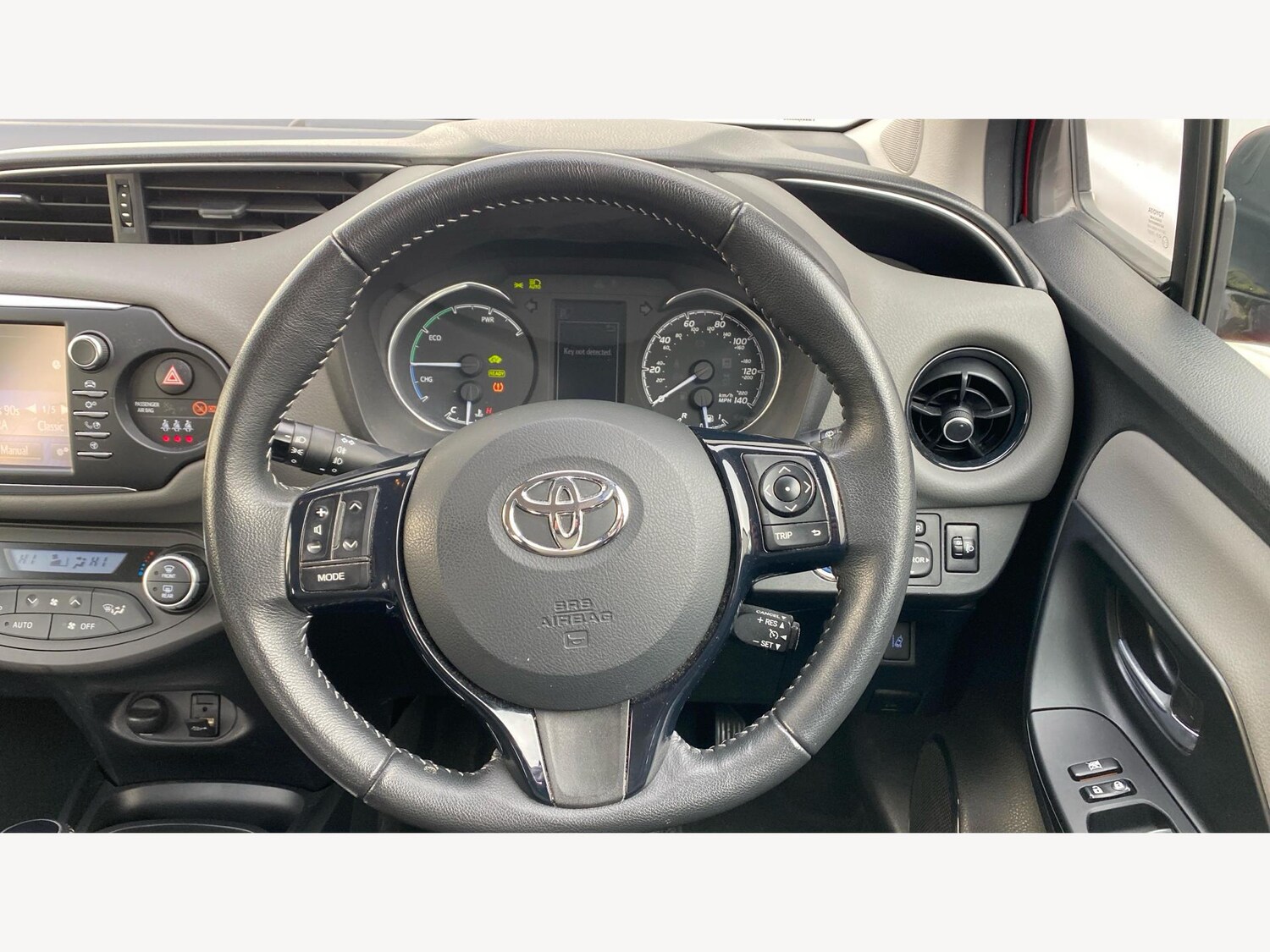 Used Toyota Yaris 2017 for sale - 77202479: Photo 10