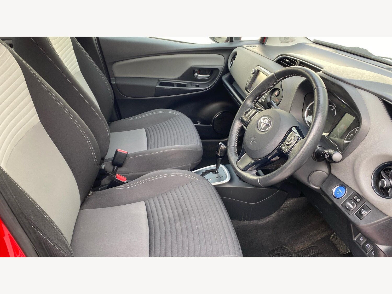 Used Toyota Yaris 2017 for sale - 77202479: Photo 13