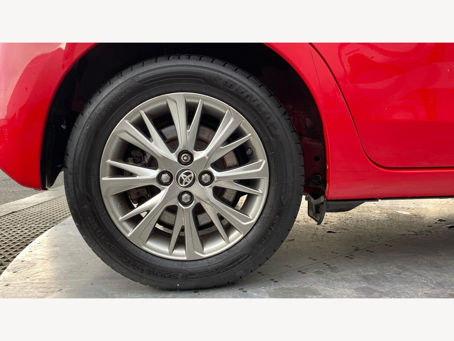 Used Toyota Yaris 2017 for sale - 77202479: Photo 20