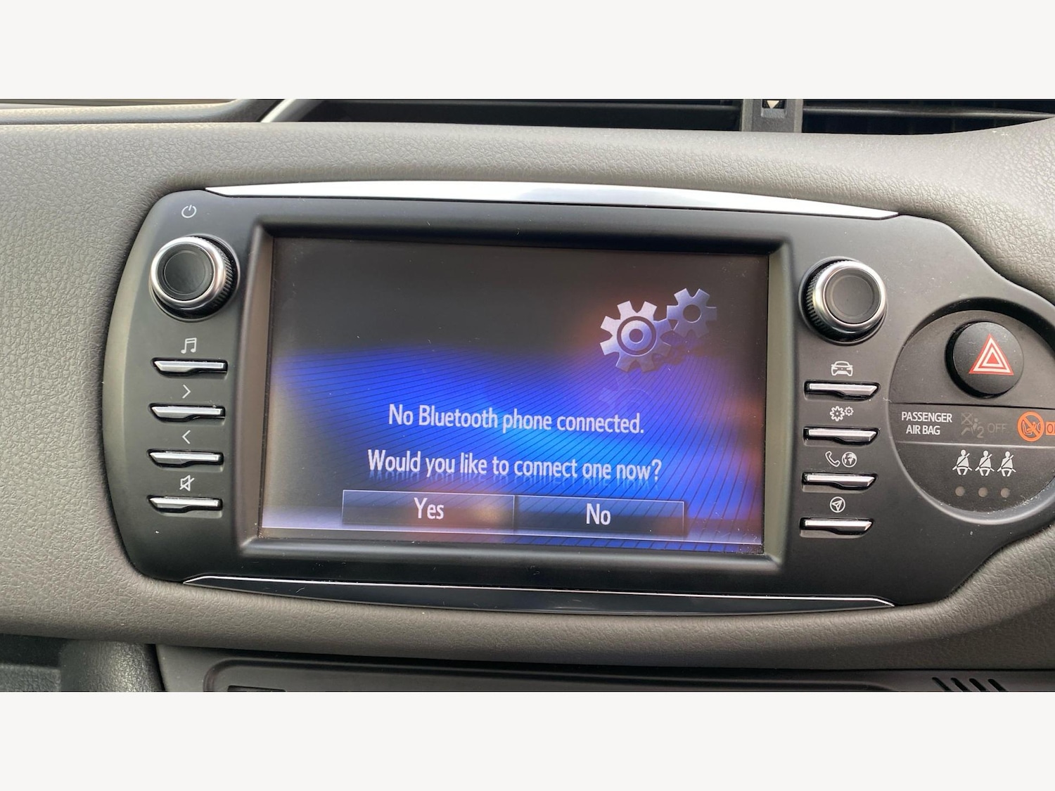 Used Toyota Yaris 2017 for sale - 77202479: Photo 25