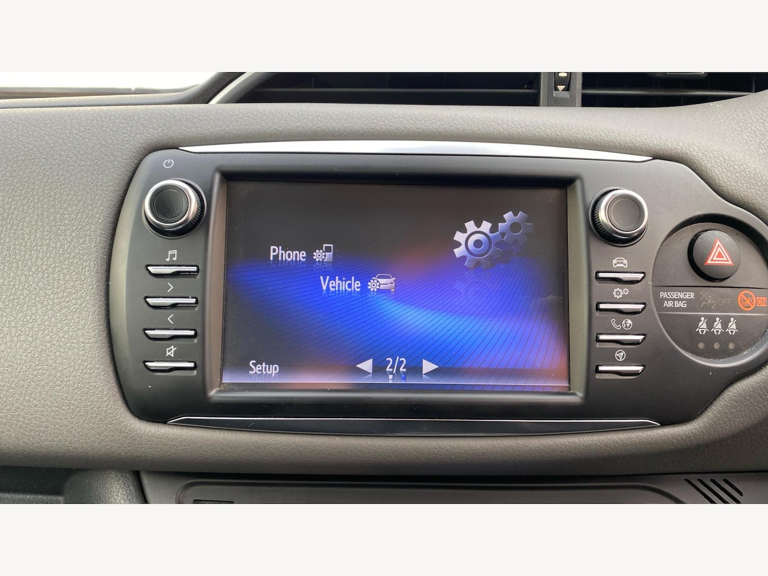 Used Toyota Yaris 2017 for sale - 77202479: Photo 27