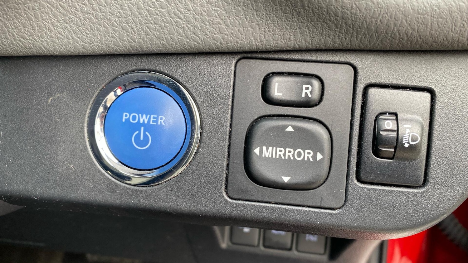 Used Toyota Yaris 2017 for sale - 77202479: Photo 37