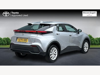 Used Toyota C-HR 2026 for sale - 78784078: Photo