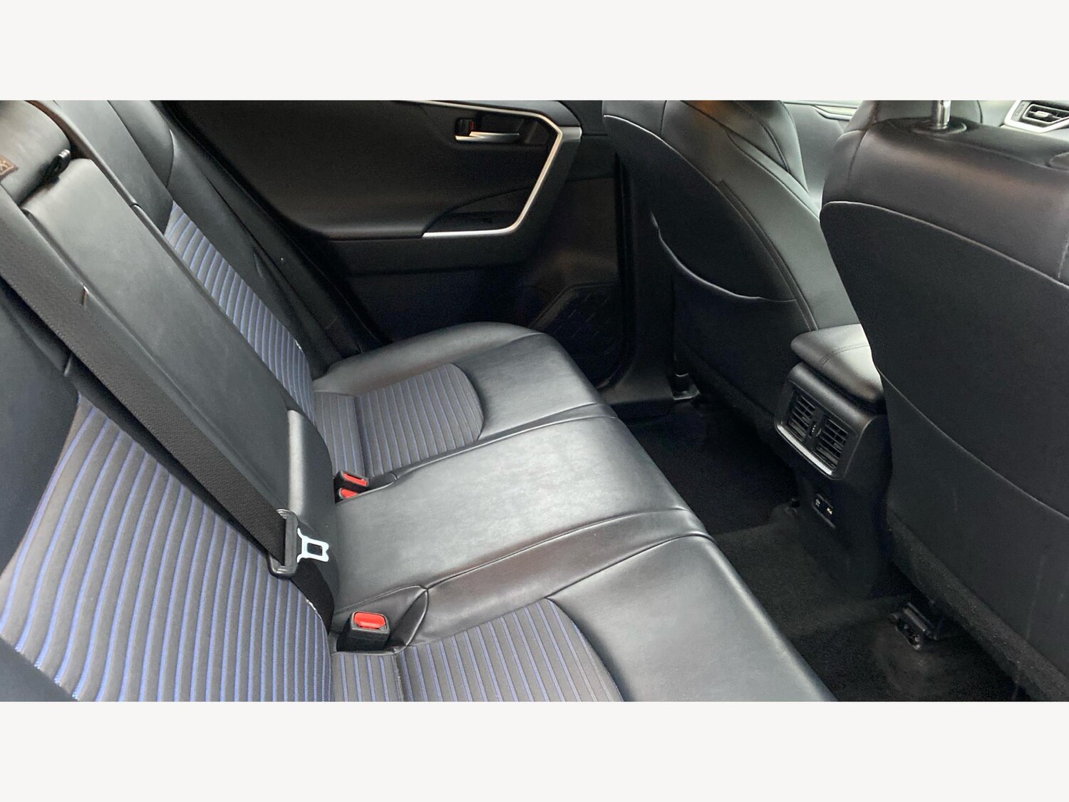 Used Toyota RAV4 for sale - 77484428: Photo 14