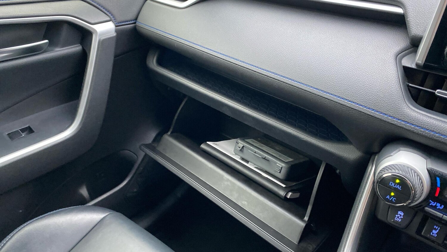 Used Toyota RAV4 for sale - 77484428: Photo 43