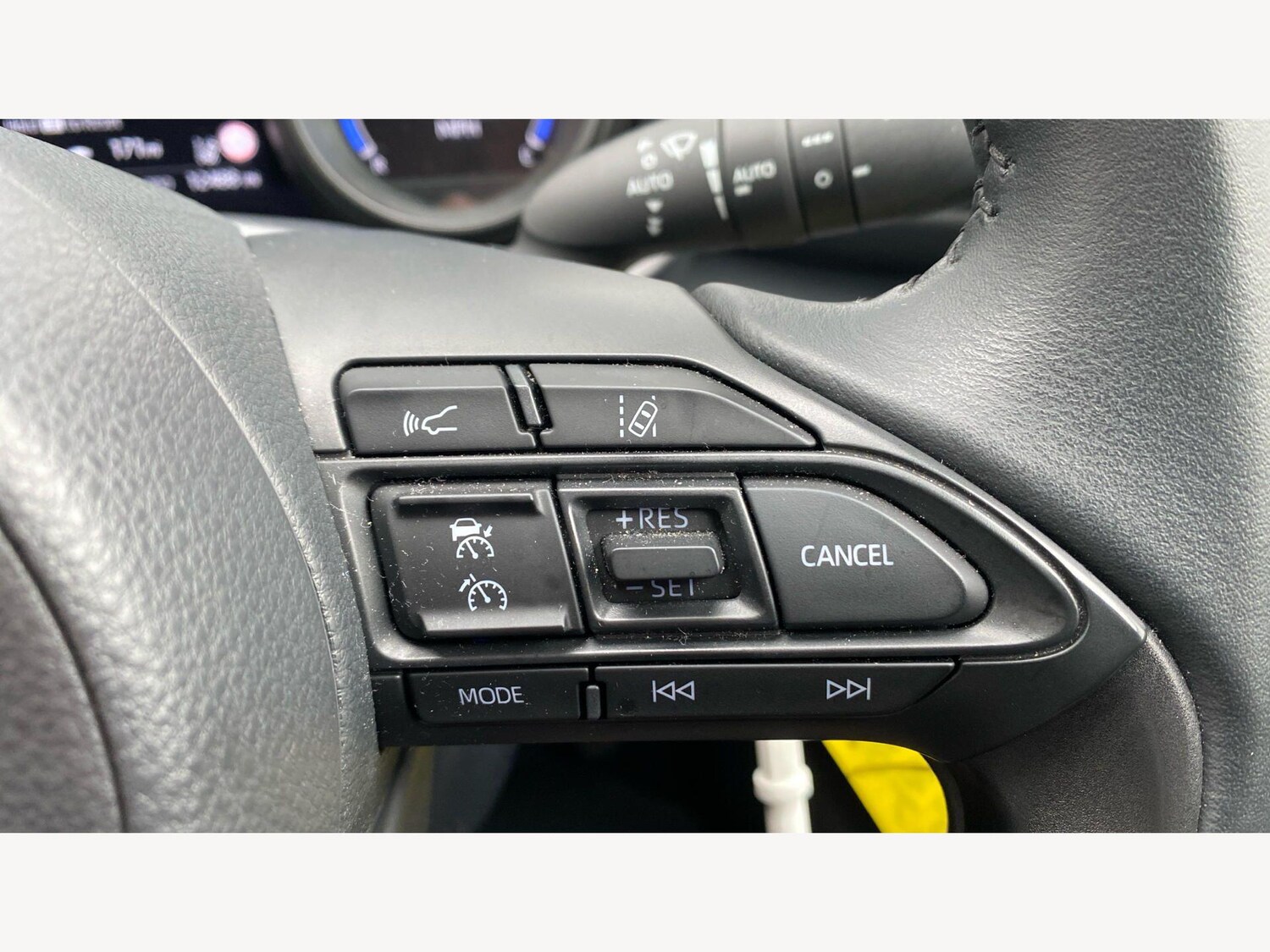 Used Toyota Yaris for sale - 77807861: Photo 31