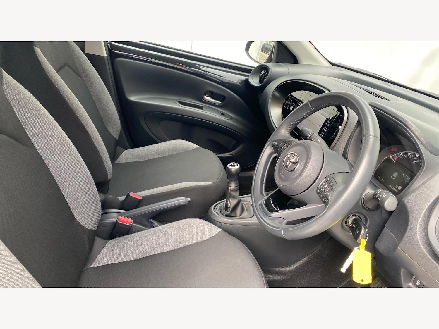 Used Toyota Aygo X 2023 for sale - 76585422: Photo 13