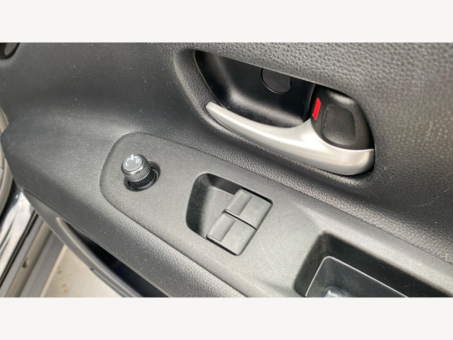 Used Toyota Aygo X 2023 for sale - 76585422: Photo 30