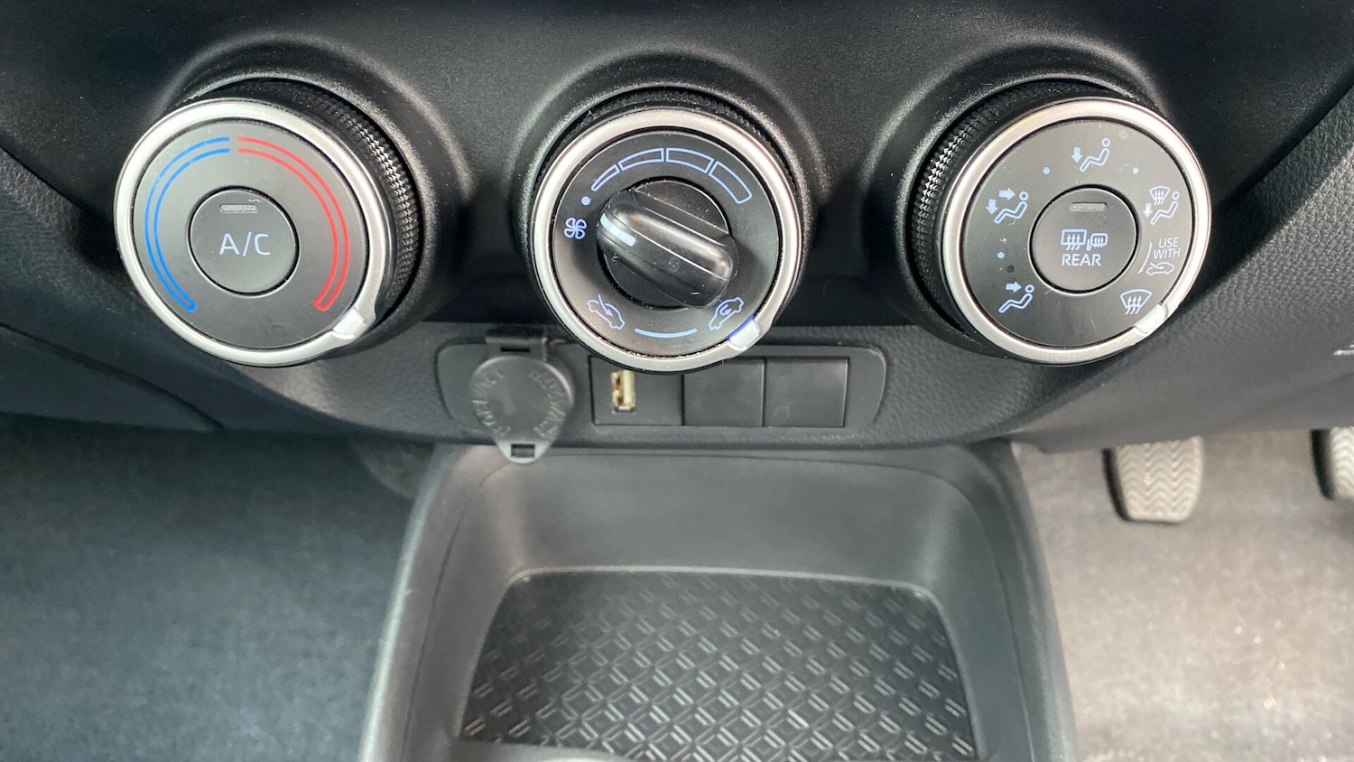 Used Toyota Aygo X 2023 for sale - 76585422: Photo 37