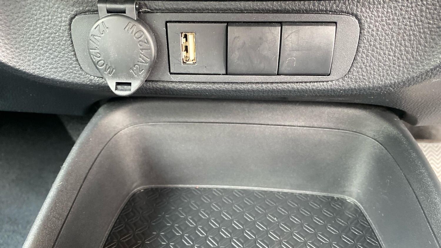 Used Toyota Aygo X 2023 for sale - 76585422: Photo 38