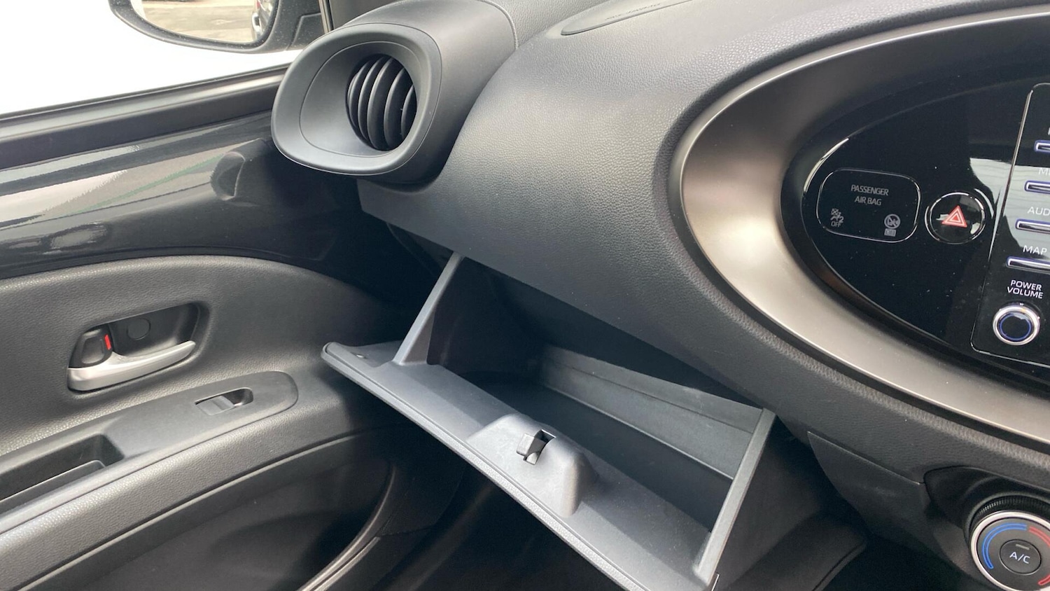 Used Toyota Aygo X 2023 for sale - 76585422: Photo 39