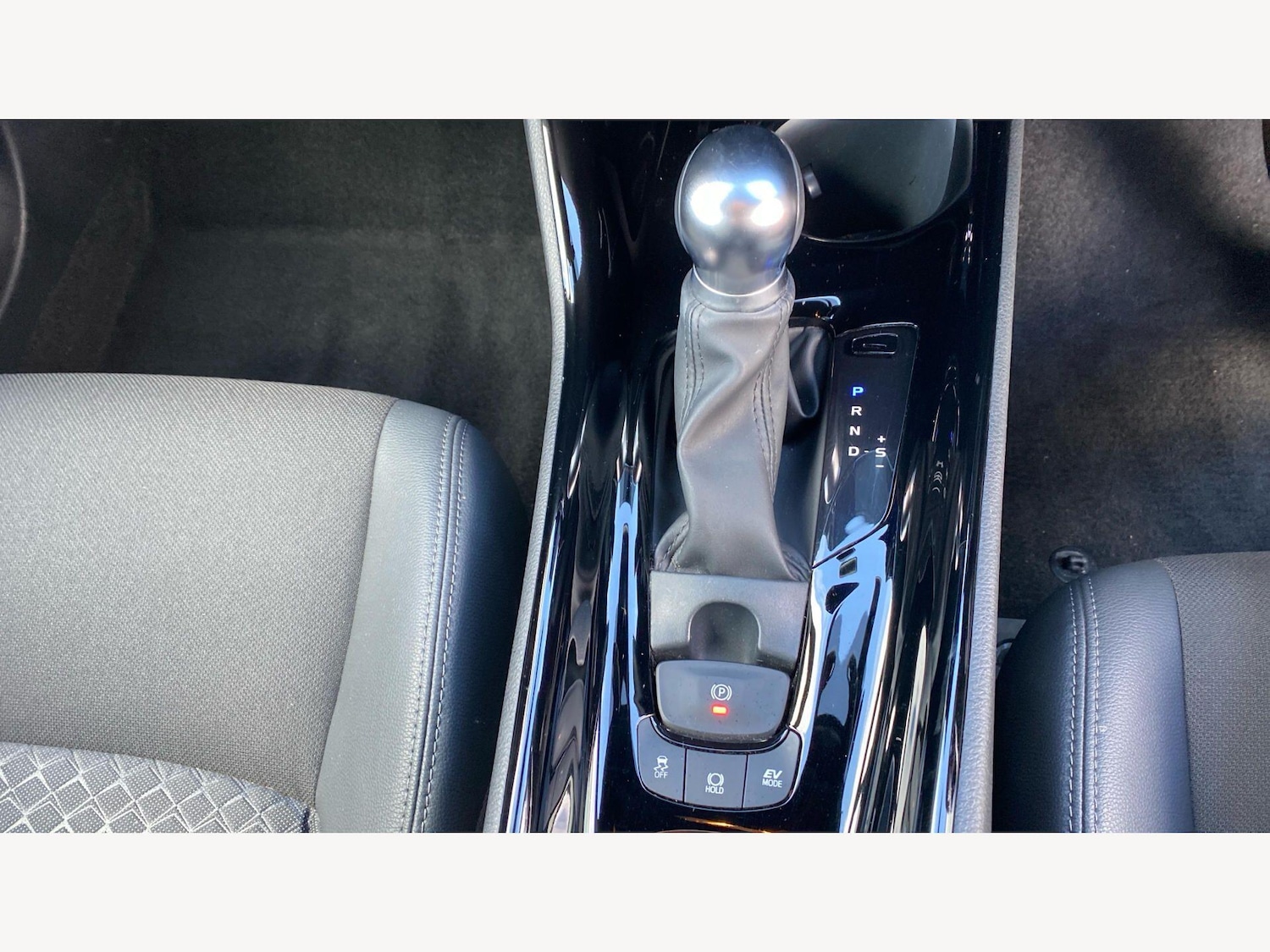 Used Toyota C-HR for sale - 78135971: Photo 38